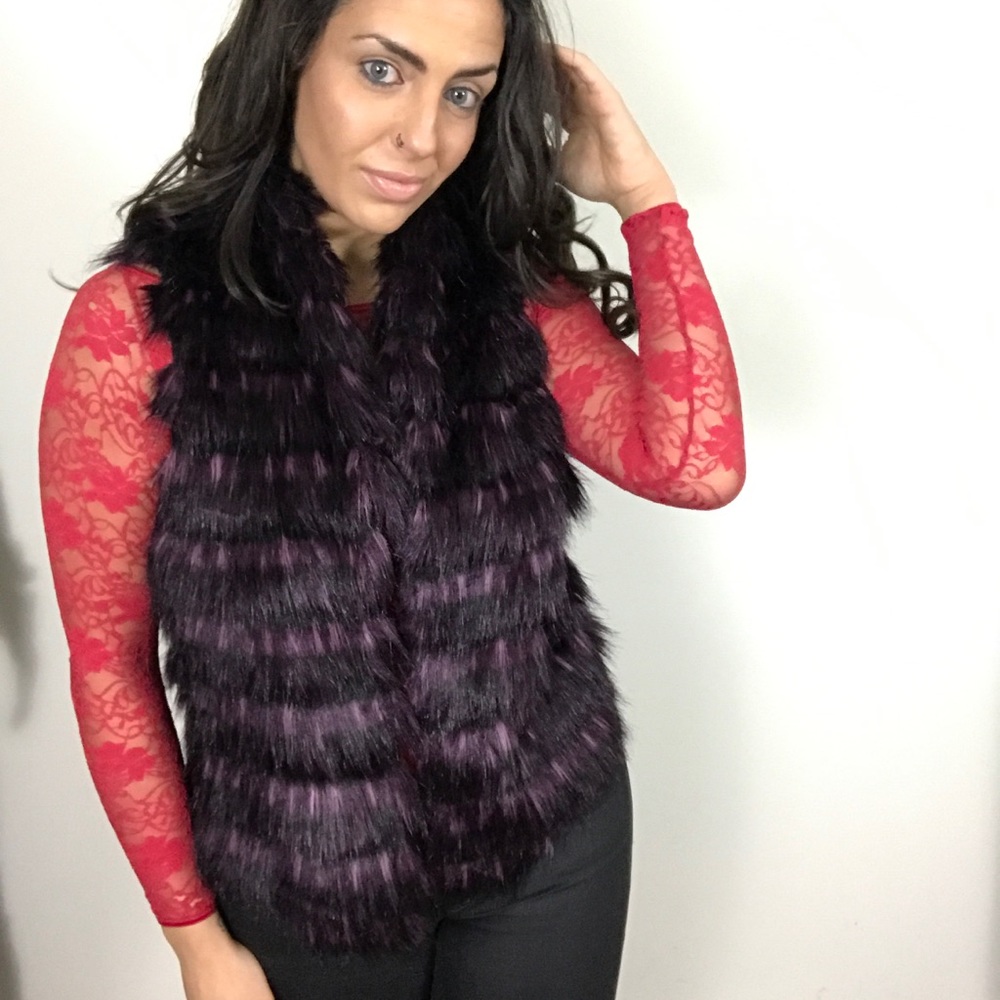 Pre-Owned Women's Guess Brand Sz M Faux Fur Vest